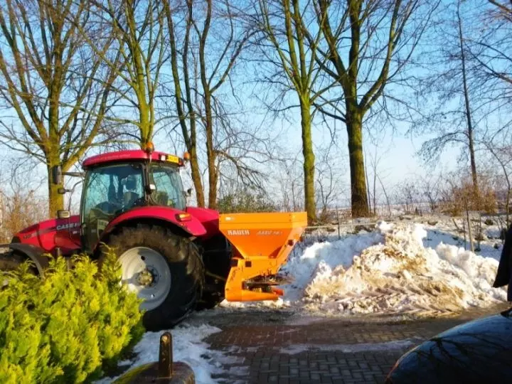 Ronald-Boer-Gladheidsbestrijding-sneeuw-ruimen